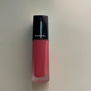 CHANEL Rouge Allure Ink 142